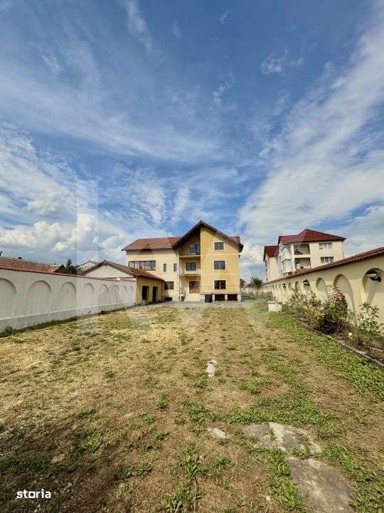Casa pe 4 Niveluri - Ideala pentru Afaceri sau Resedinta Exclusivista - Imagine principală: 4/19