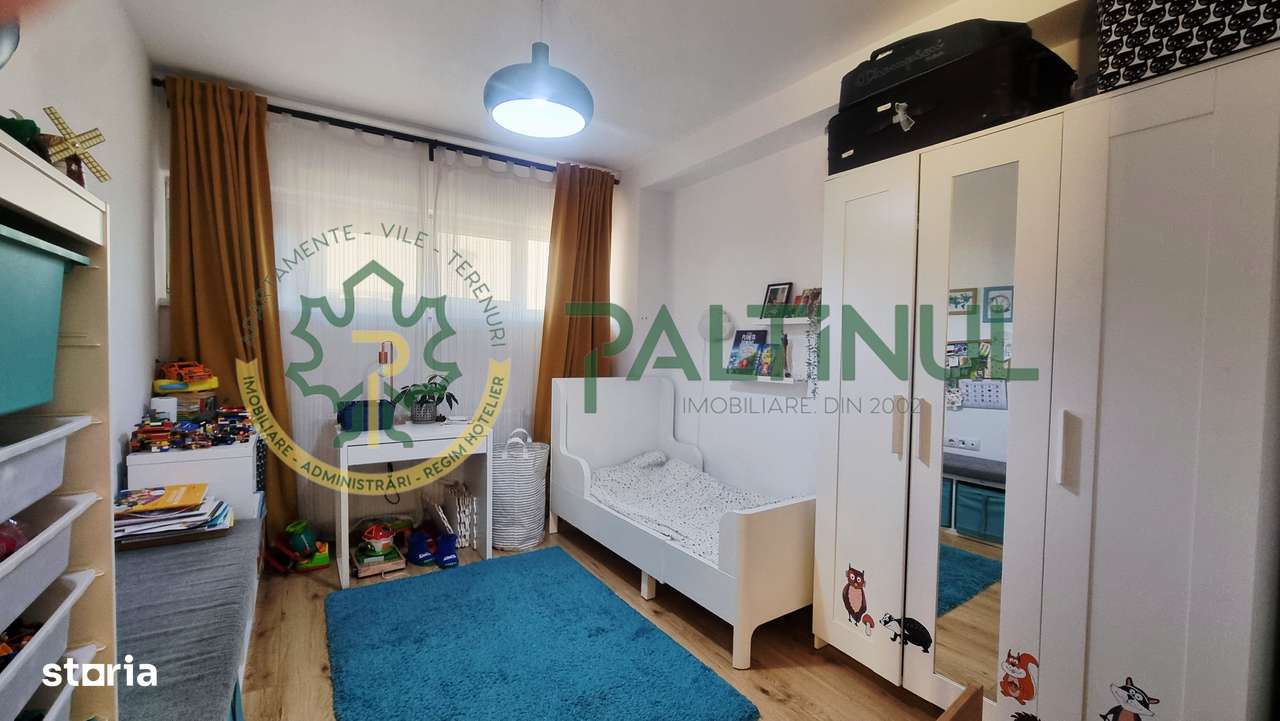 Apartament 3 camere de vânzare – etaj 3, mobilat, terasă cu priveliște-11