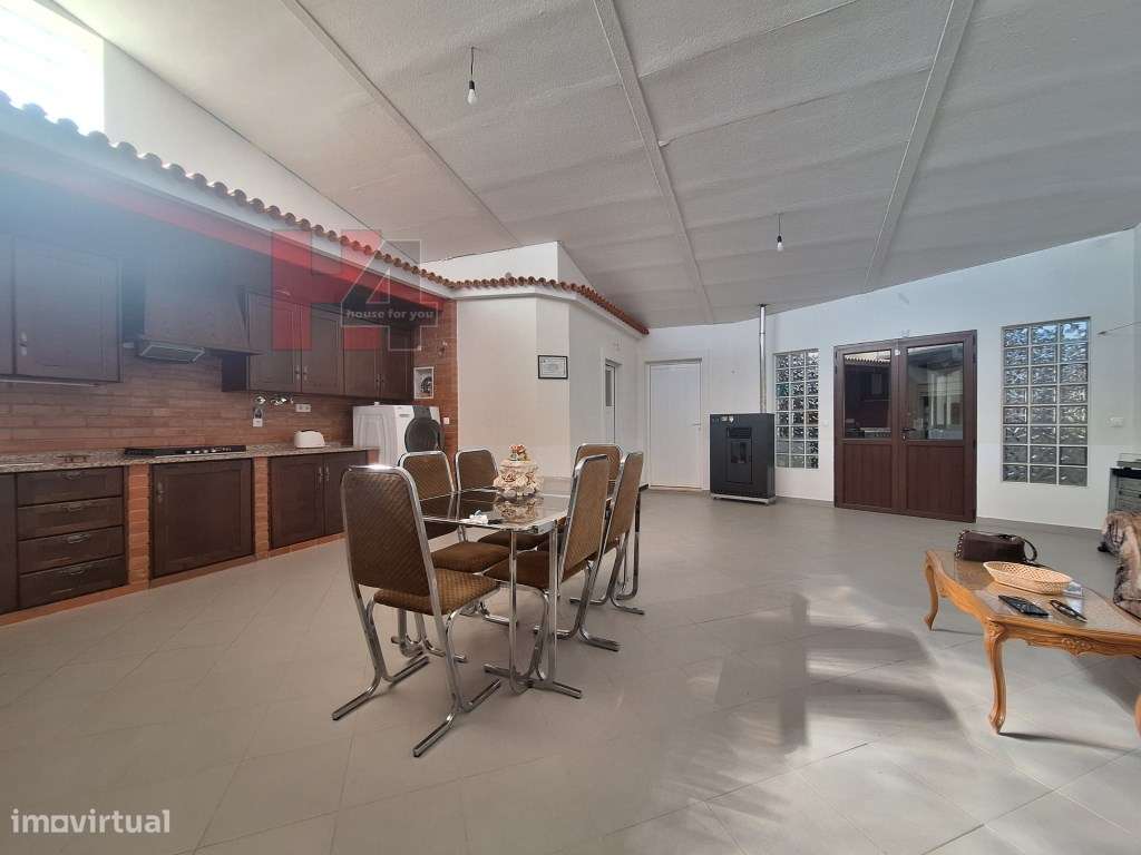 MORADIA T4 NO CENTRO DE ELVAS COM MAIS DE 500M² DE ÁREA-29