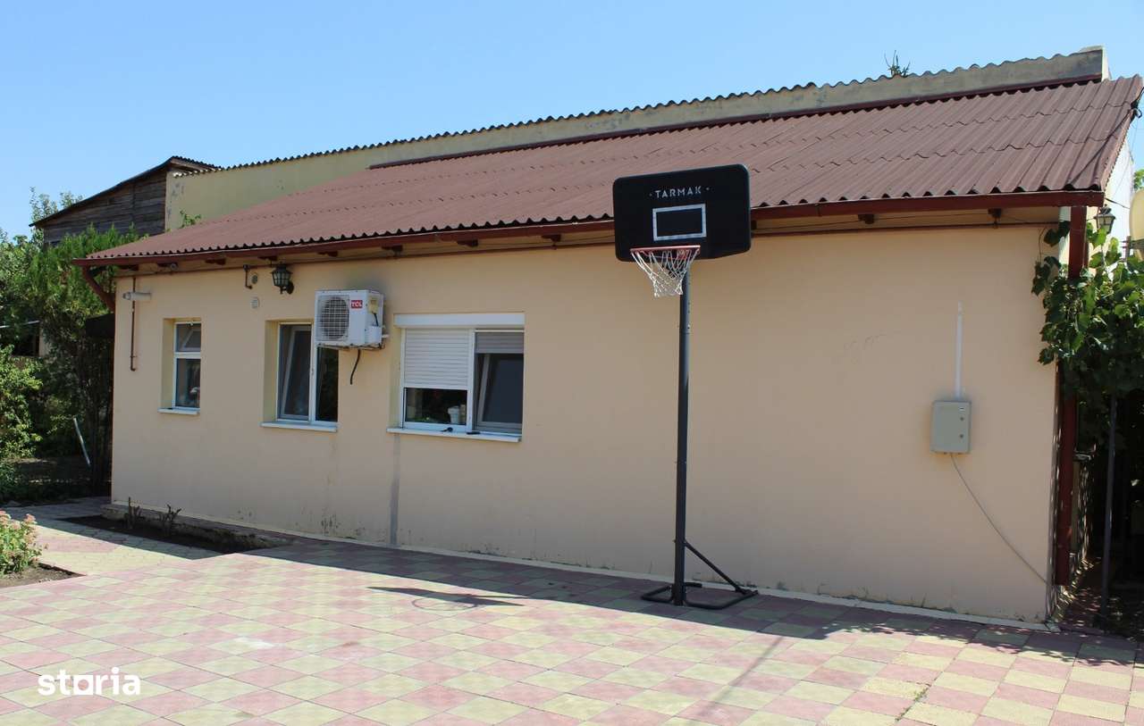 Casa in Valu lui Traian, teren 100 mp,la strada principală - Imagine principală: 5/20