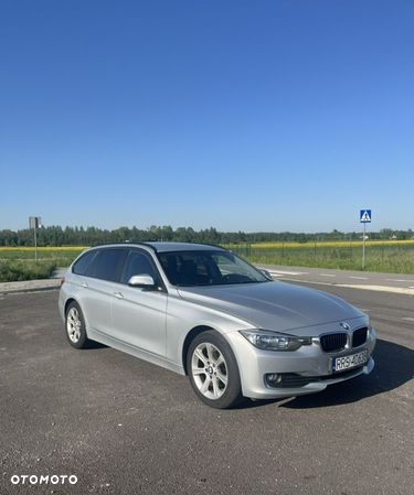 BMW Seria 3 318d DPF Touring - 1