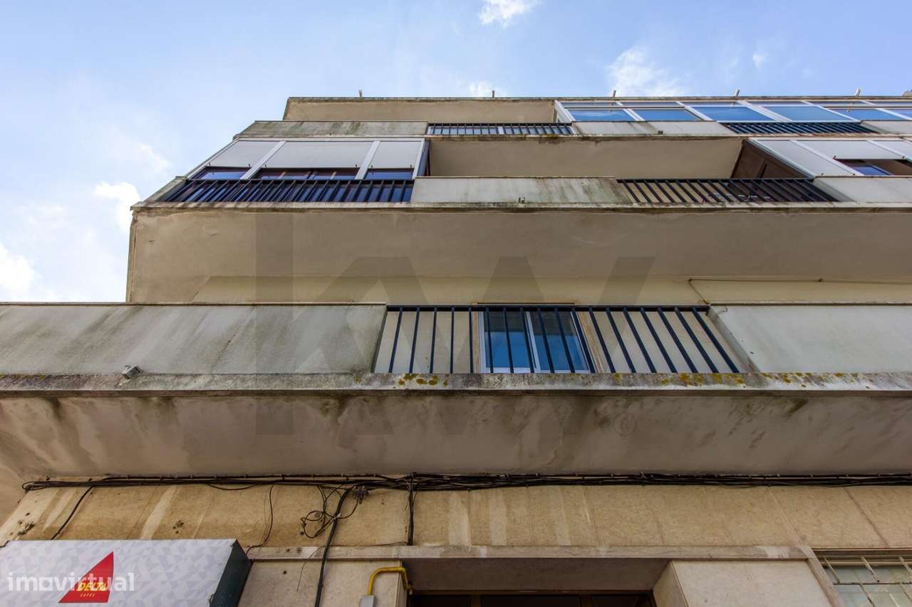 T4 em Fase Final de Remodelação  – Escolha os Últimos Acabamentos a-27