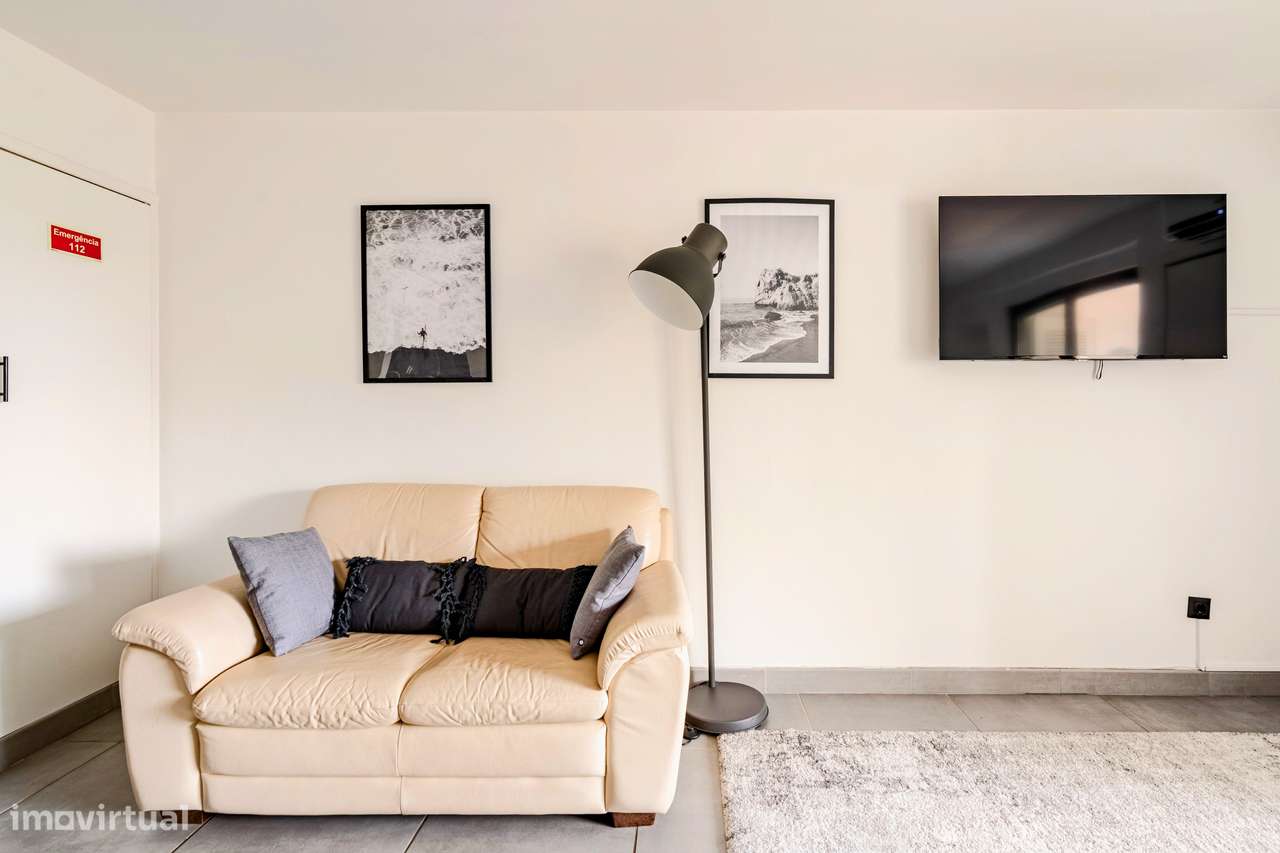 Estúdio renovado disponível a partir de Maio 2026 - Grande imagem: 4/13