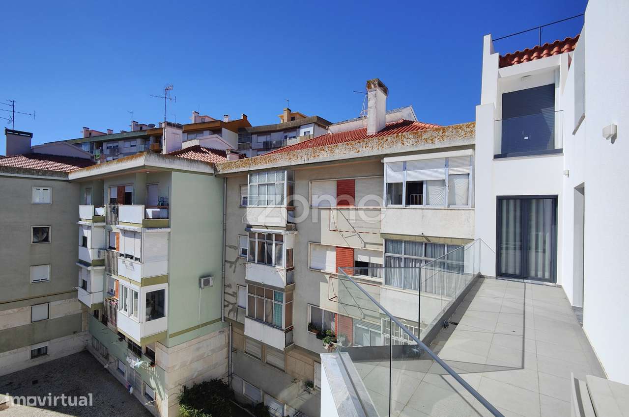 Apartamento T5 Novo em Sacavém-49