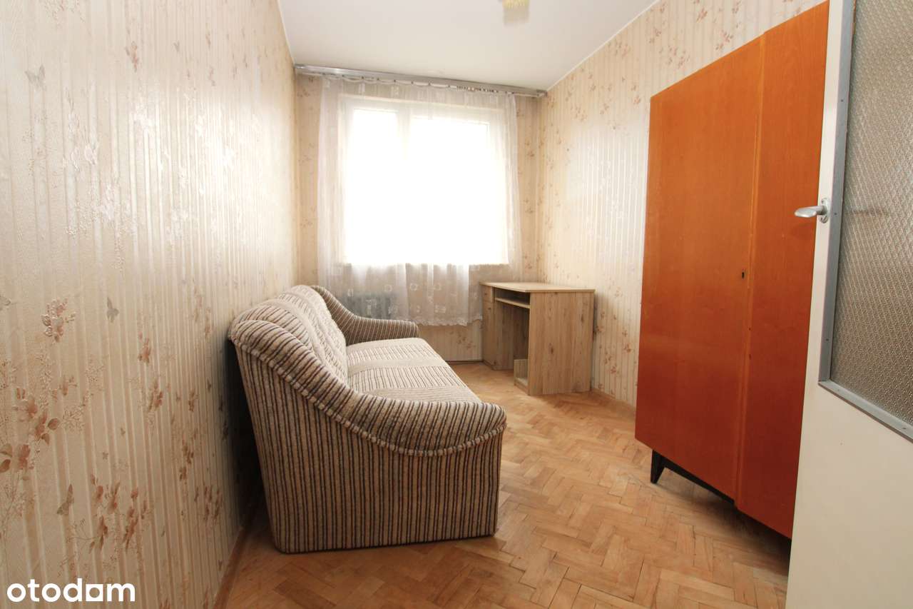 3-pokojowe **mieszkanie do remontu** w centrum miasta ul. Robotnicza-8