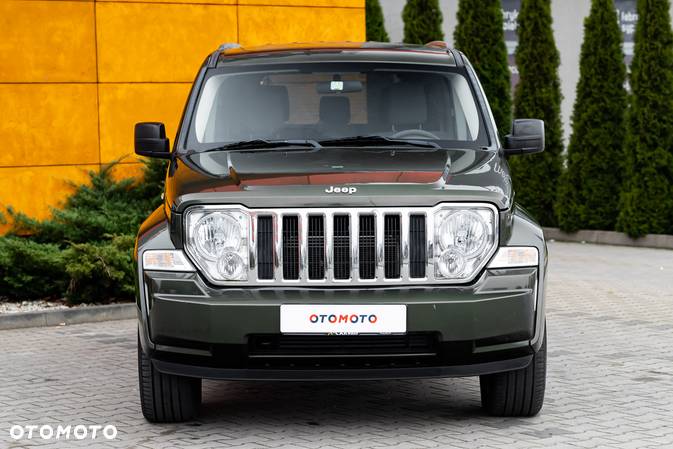 Jeep Cherokee 2.8 CRD Sport - 11