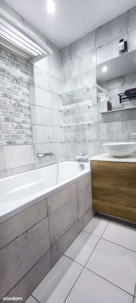 Ładne 3 pokojowe mieszkanie na osiedlu Gwardii-15