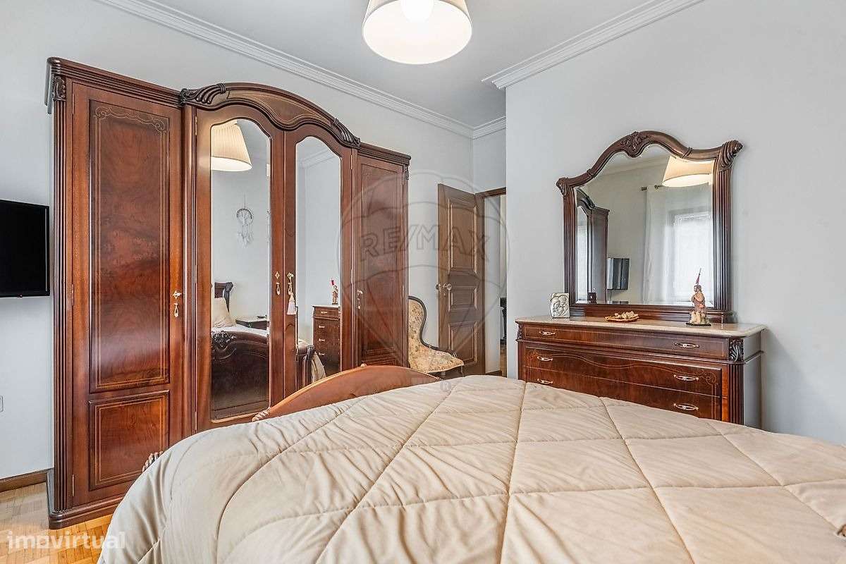 Moradia T5 individual em Nogueira - Braga-24