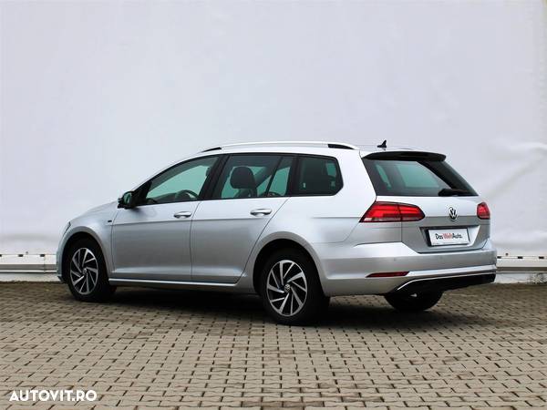 Volkswagen Golf - 3