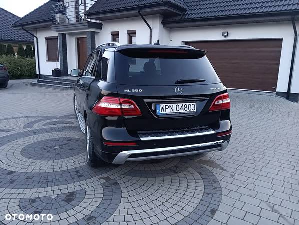 Mercedes-Benz ML 350 BlueTec 4-Matic - 5