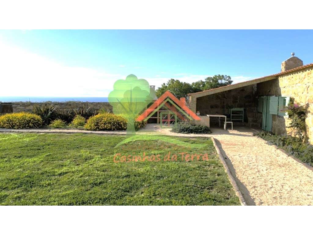 Terreno rústico com vista de mar e casa-25