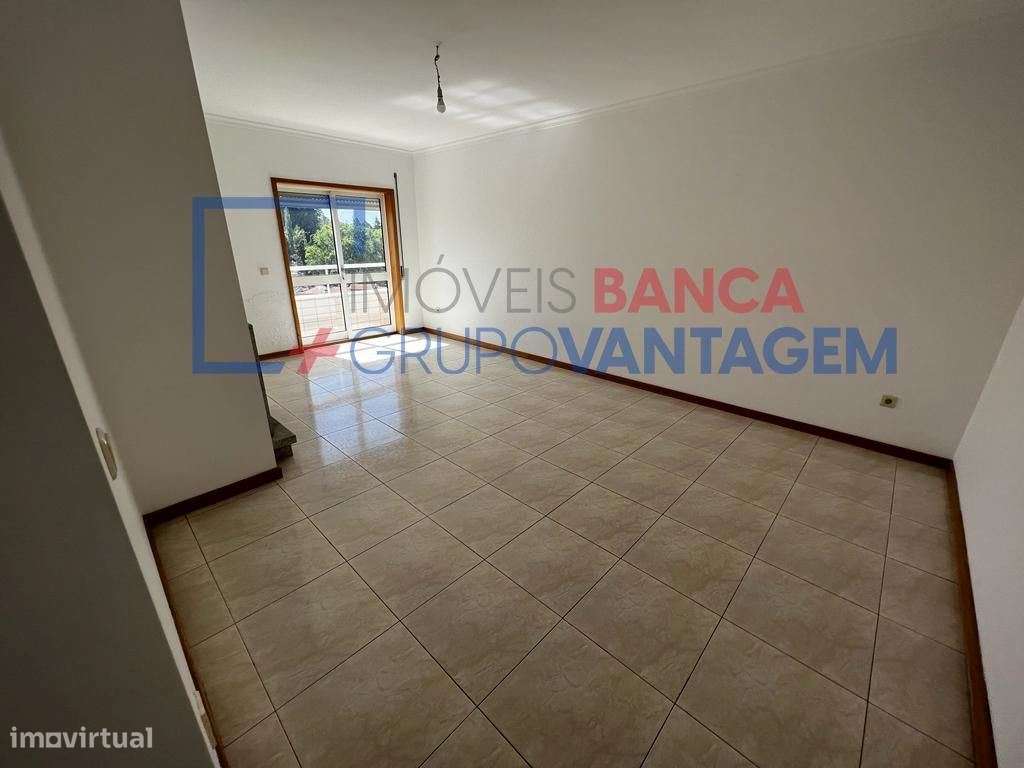 Apartamento, para venda, Oliveira de Azemeis - O. Azeméis, Riba-Ul,... - Grande imagem: 3/10