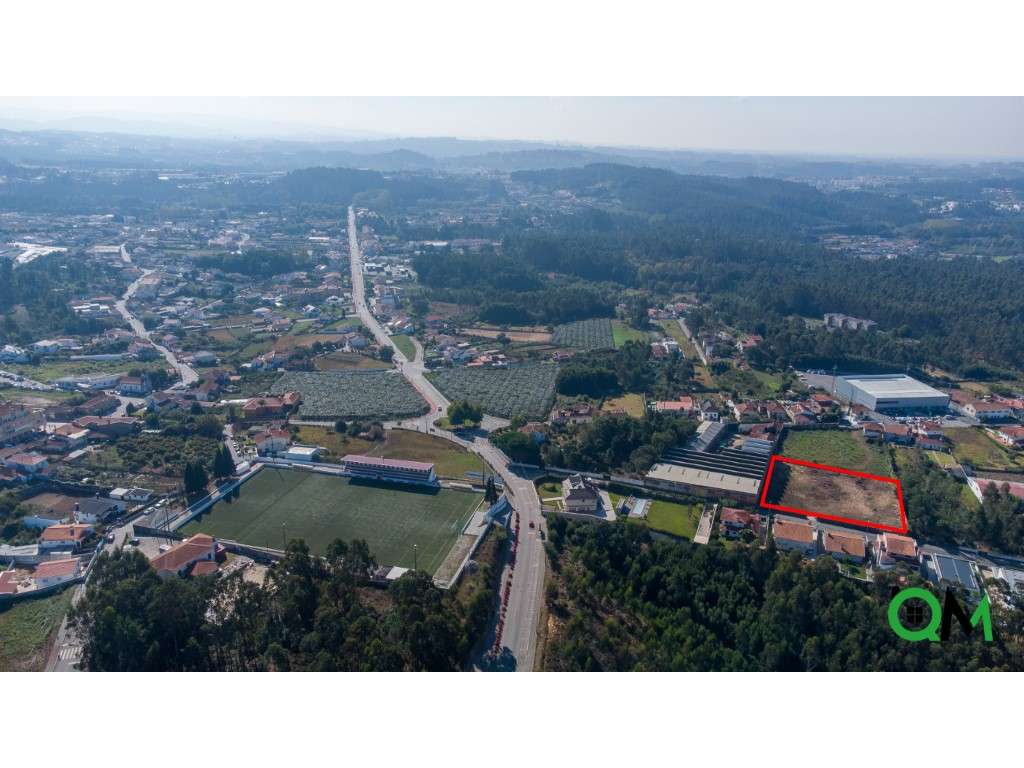 Terreno para Venda no centro de São João de Ver para construção de ...-12