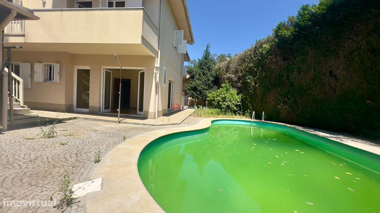 Moradia Isolada T4 Venda em Santa Maria da Feira, Travanca, Sanfins e-8