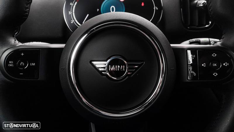 MINI Countryman Cooper D Premium First Classic Auto - 19