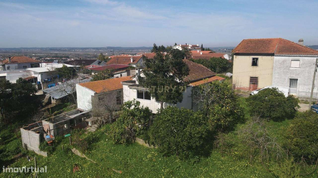 Oportunidade de investimento no centro de São Martinho do Bispo, Coimb - Grande imagem: 2/5