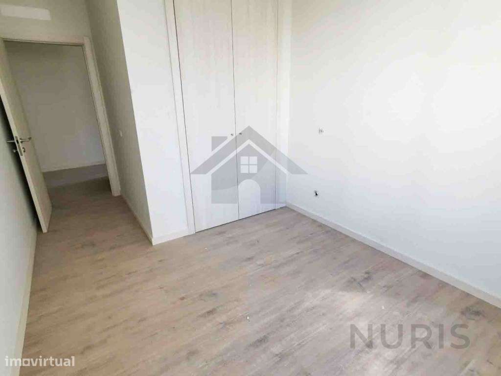 Apartamento T4 para Venda em Portimão-10