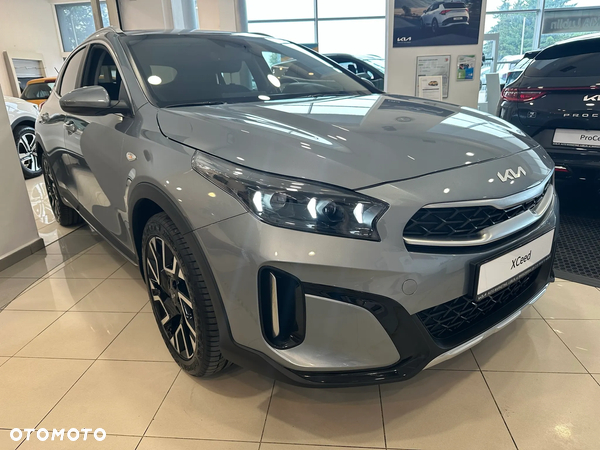 Kia XCeed 1.5 T-GDI M - 4