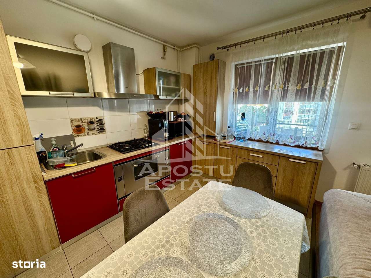 Apartament cu 3 cmarere, 2 locuri de parcare, zona Torontal - Imagine principală: 3/12
