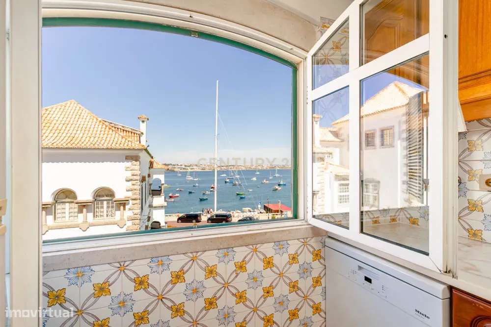 Apartamento T1 no Centro Histórico de Cascais com Vista Mar-8