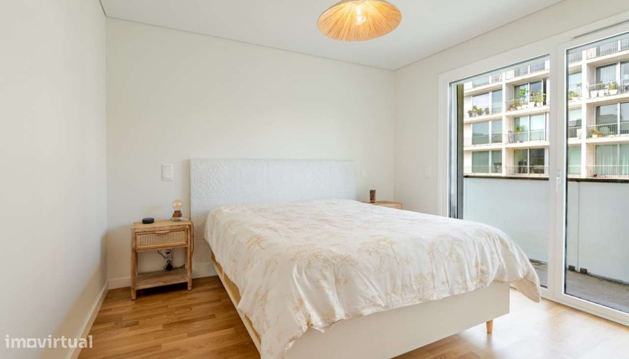 Apartamento T1 com varanda em Lordelo do Ouro no Porto-8