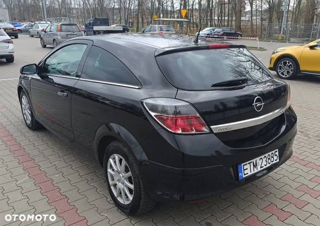 Opel Astra III GTC 1.4 Enjoy - 8