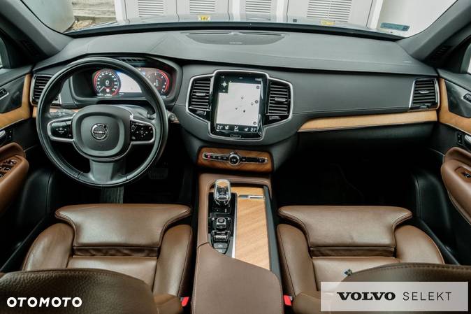 Volvo XC 90 - 19