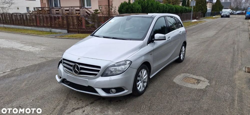 Mercedes-Benz B W246 200 Peak Edition 2012
