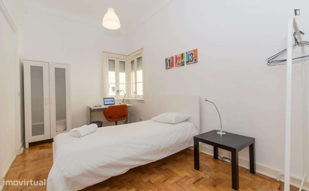 Quarto - localizado em Lapa Lisbon - Grande imagem: 5/6