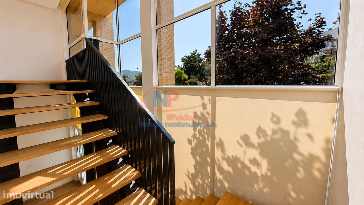 Apartamento T4 no Centro de Vizela-5