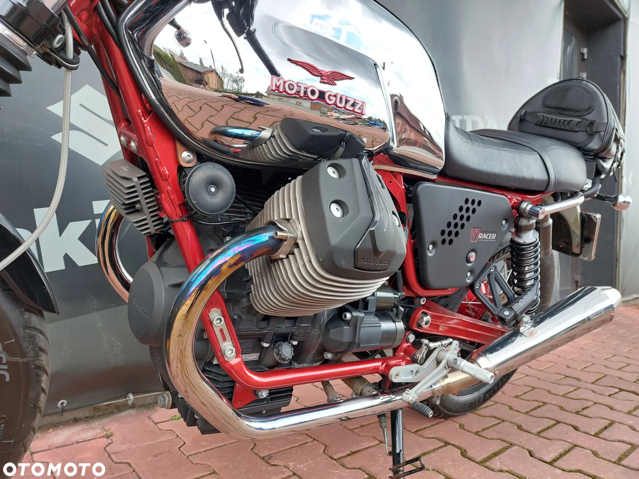 Moto Guzzi V7 - 23