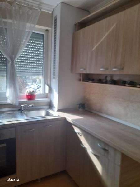 Dau in chirie apartament 3 camere Oradea-Rogerius - Imagine principală: 5/6