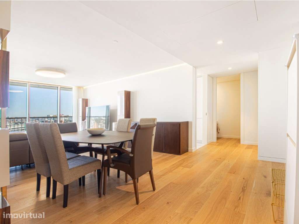 Apartamento T2 com varanda, estacionamento no Condomínio Infinity - Grande imagem: 5/33