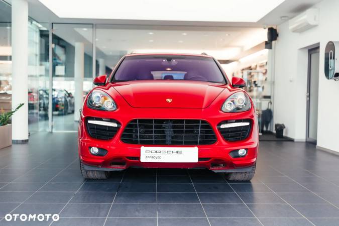 Porsche Cayenne GTS - 3