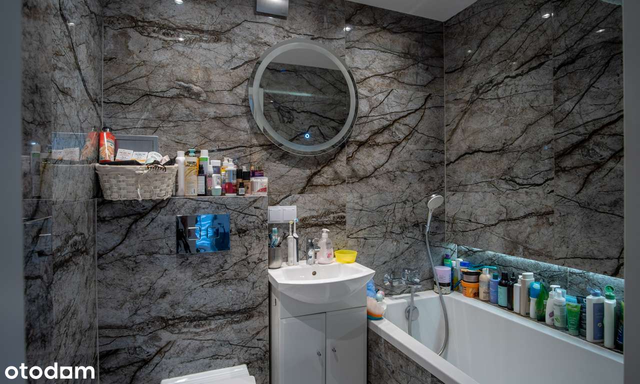 Mieszkanie 48 m² po remoncie – balkon z widokiem na zieleń-4