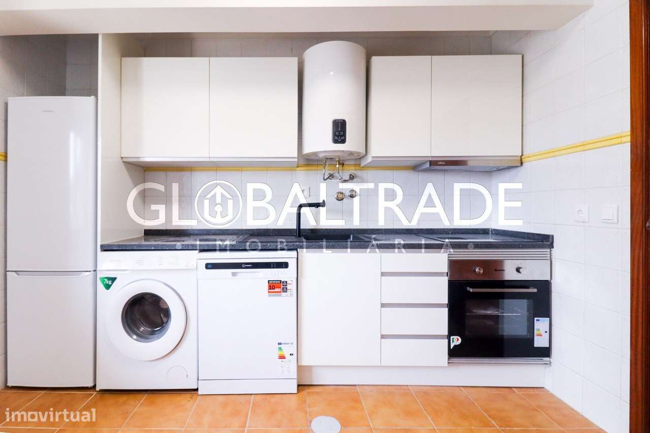 Apartamento T2 Renovado & Equipado em Fânzeres-5