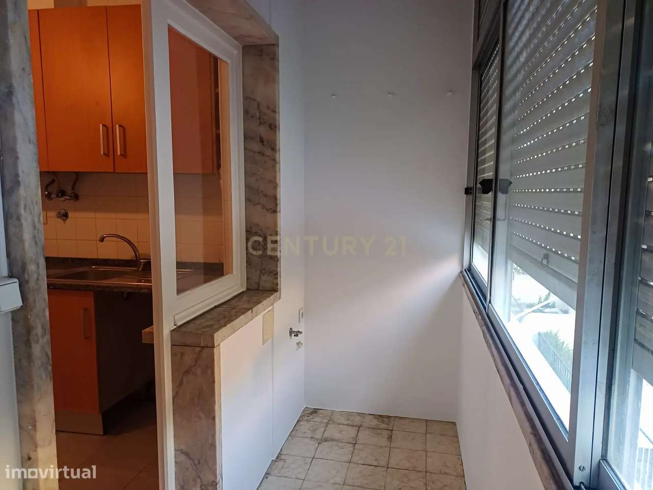 Apartamento T2, recentemente renovado,  no Lumiar Lisboa-6