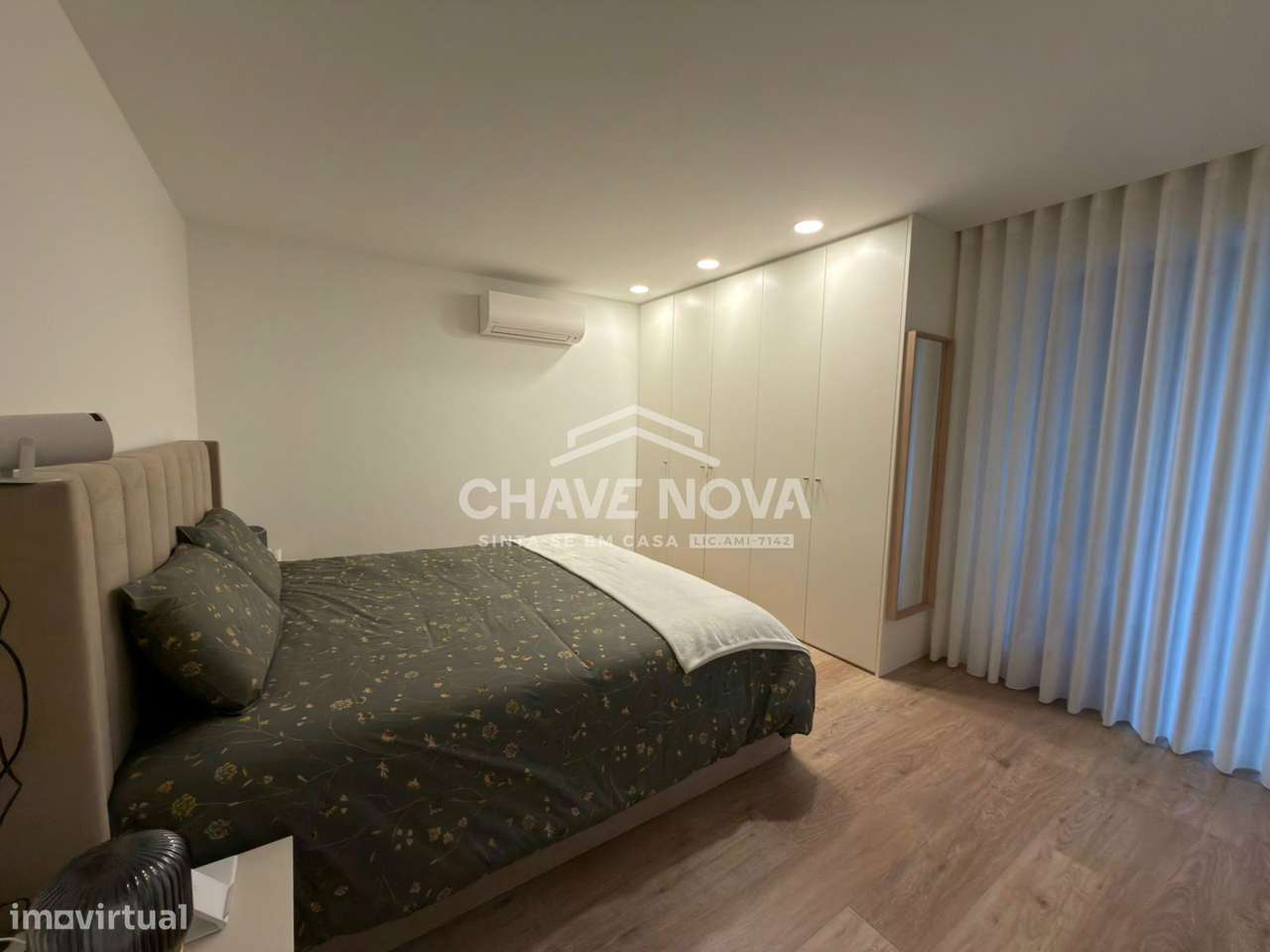Apartamento T1+1 Santa Marinha de 2023 ao Arrábida Shopping VL8-13