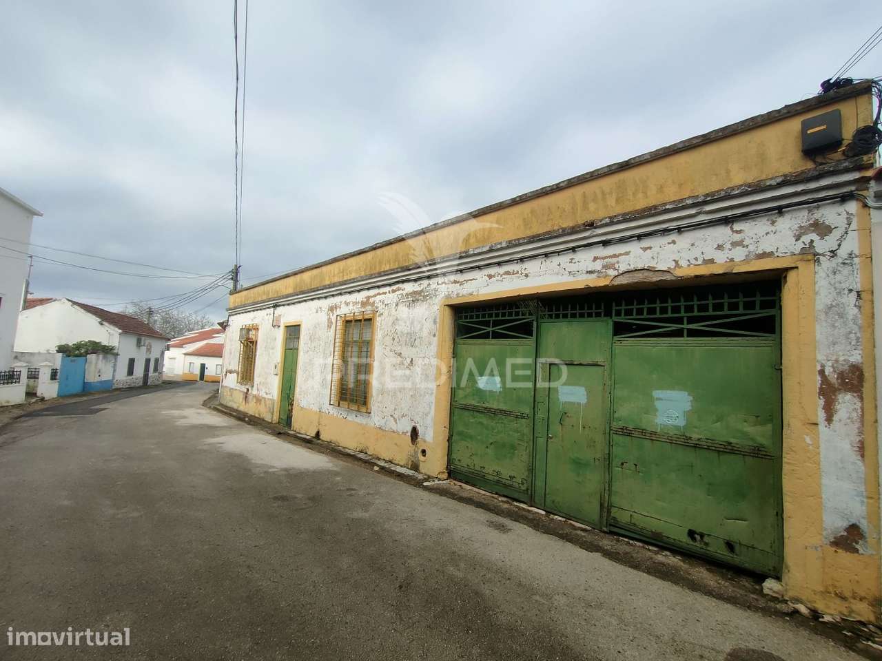 Armazém para Recuperar - Alcanhões, Santarém - Grande imagem: 3/15