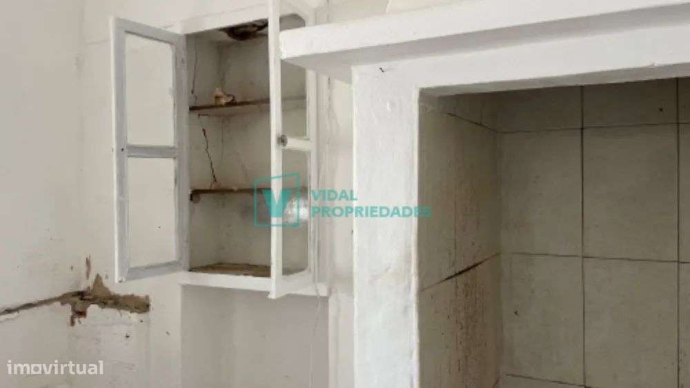 T2 em banda com garagem, jardim e terraço em Faro - Grande imagem: 3/19