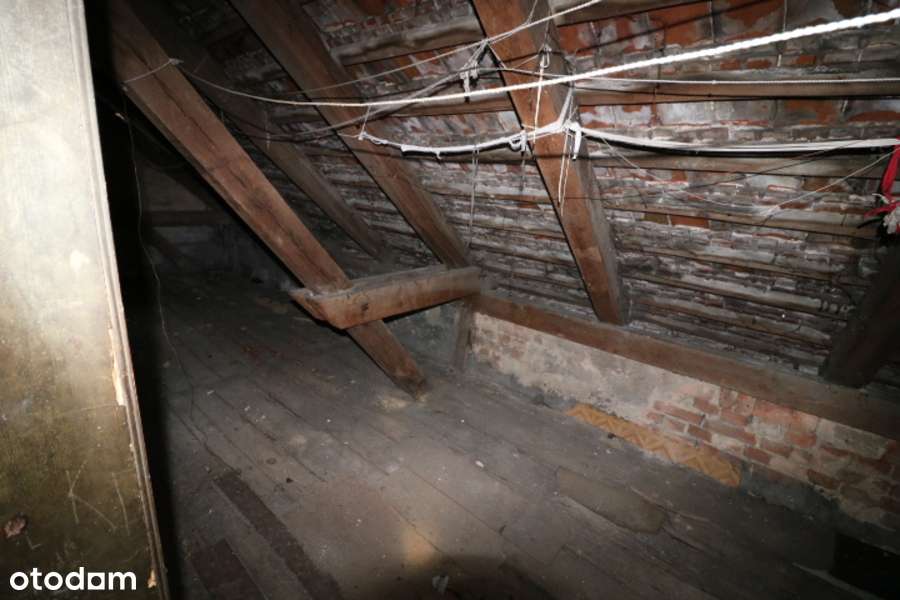 Dom do generalnego remontu w Nowych Biskupicach-16