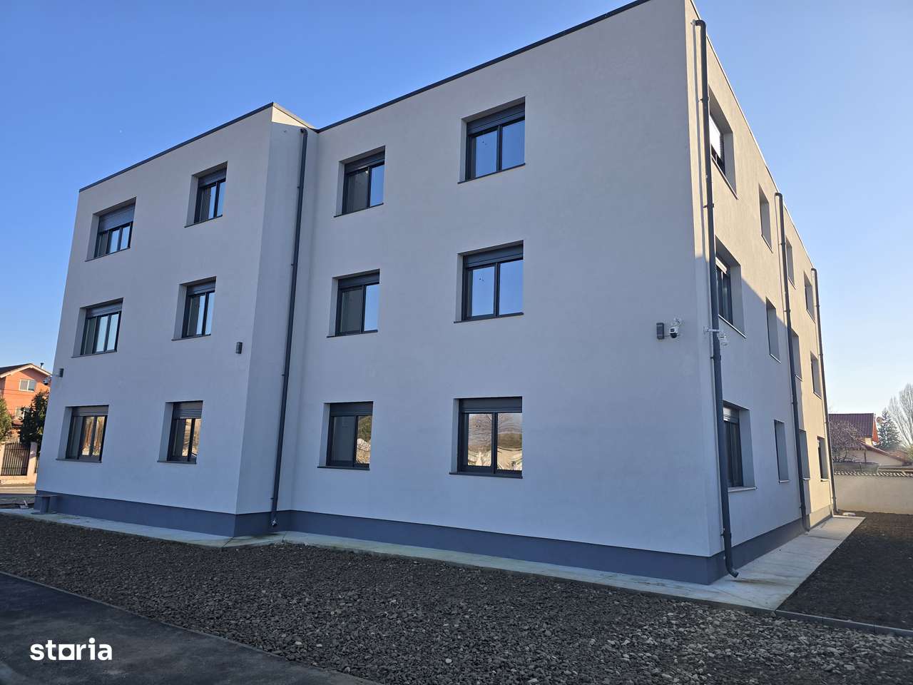 Apartament 3 camere(lux) de vanzare in Targoviste-zona Penny MICRO 3. - Imagine principală: 5/20