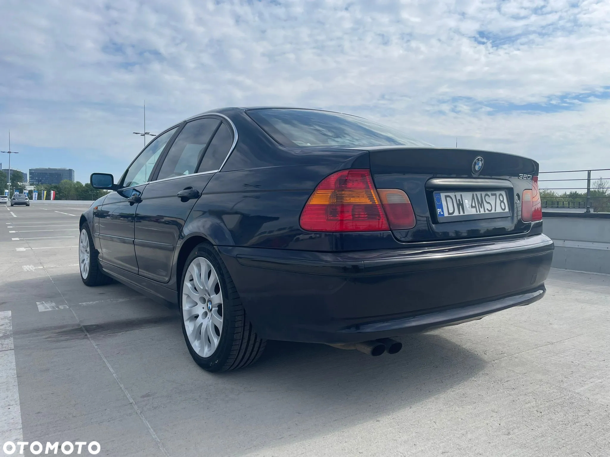 BMW Seria 3 320i - 4