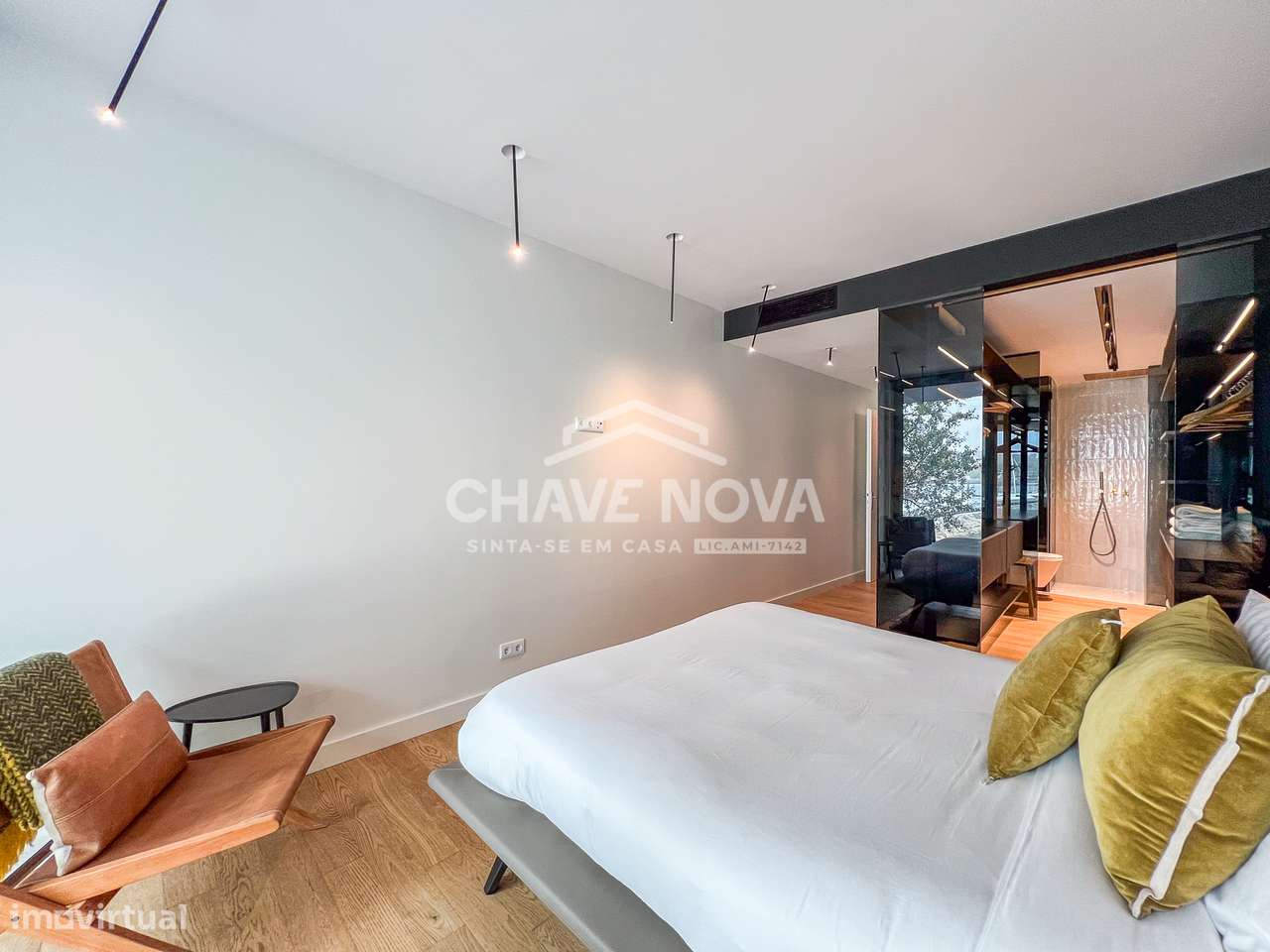 T1 Como Novo c/ Vistas Rio Douro e Lugar de Garagem em Canidelo-15