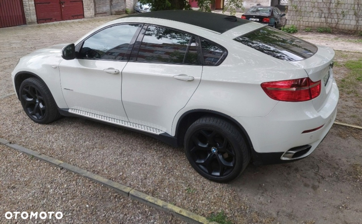 BMW X6 xDrive40d - 18