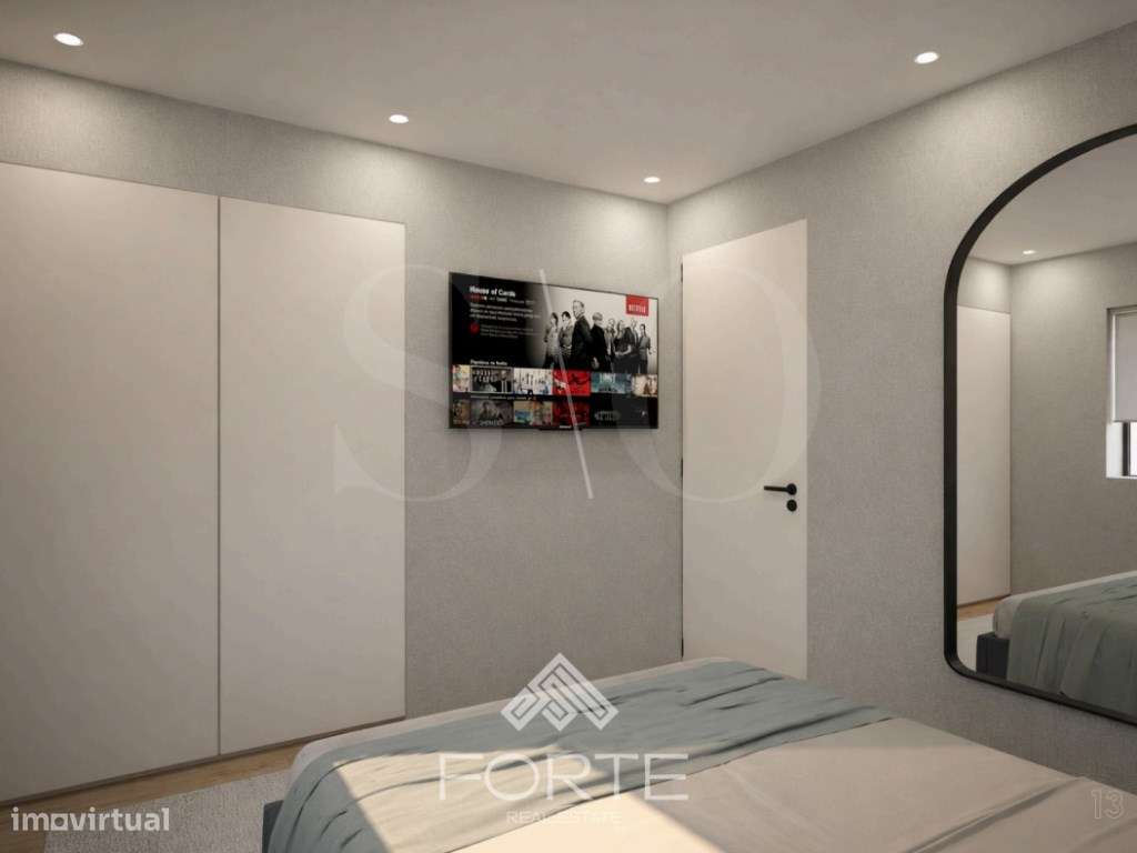 Moradia T3 com Piscina no centro de São João da Madeira-21