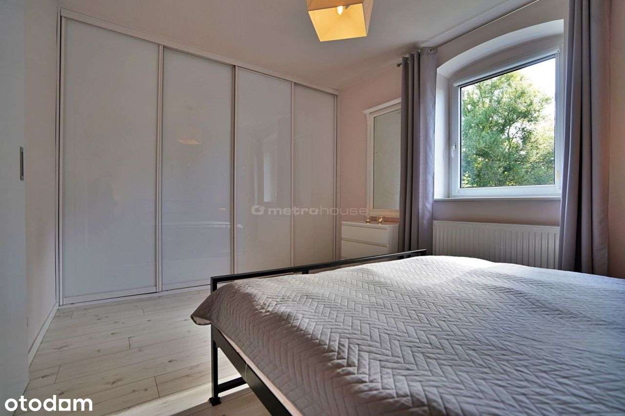 XIX-wieczny bliźniak nad rzeką-8