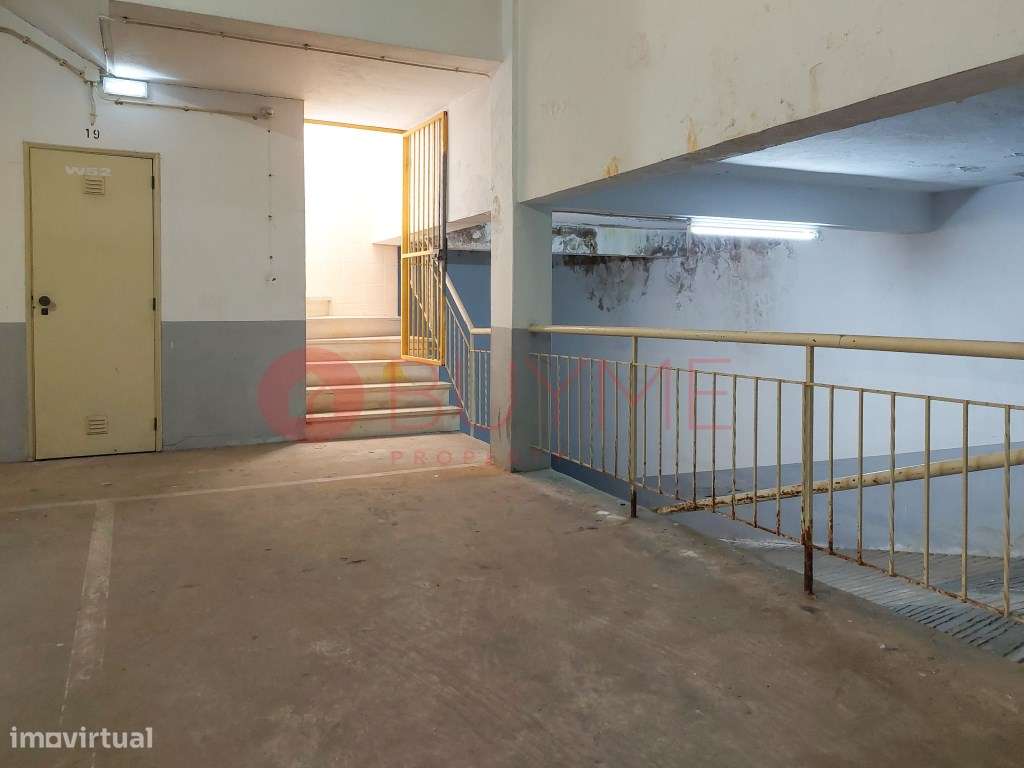 Apartamento T1+1 remodelado com vista mar em primeira linha - Quart...-17