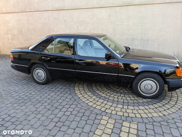 Mercedes-Benz W124 (1984-1993) - 4