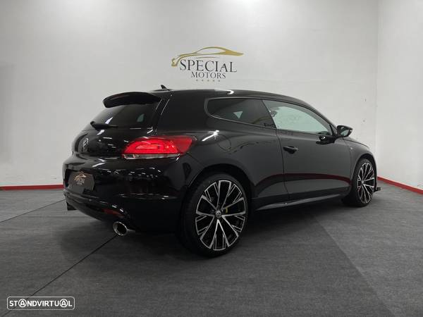 VW Scirocco 2.0 TSI DSG - 24